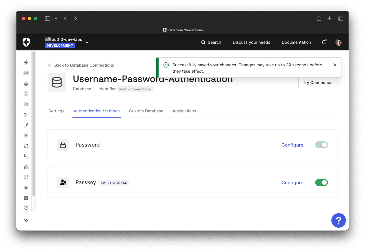Auth0 ダッシュボード - パスキーの有効化を確認
